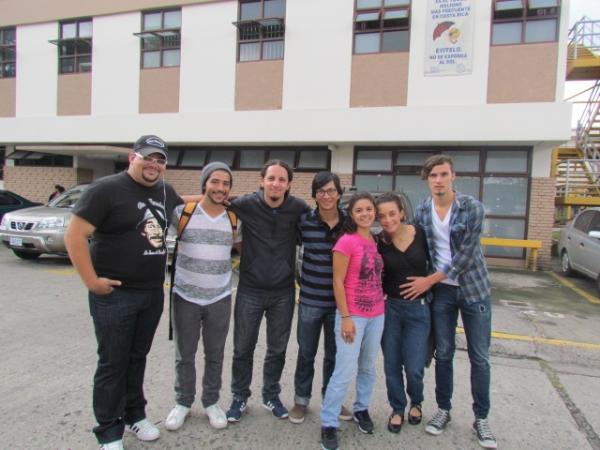 Locutores en la Sala de Oncología del Hospital San Juan de Dios.